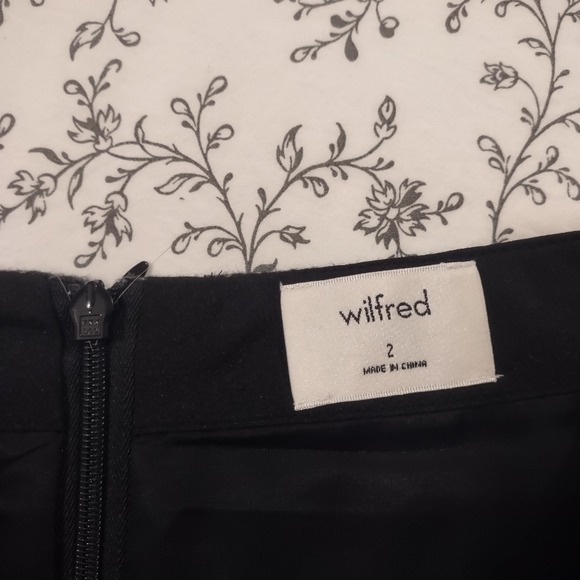 ARITZIA ✨ Wilfred wool mini skirt - Picture 7 of 8